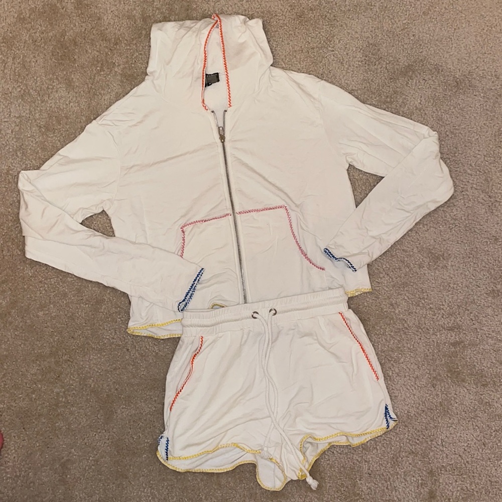 Honey Punch summer beach set